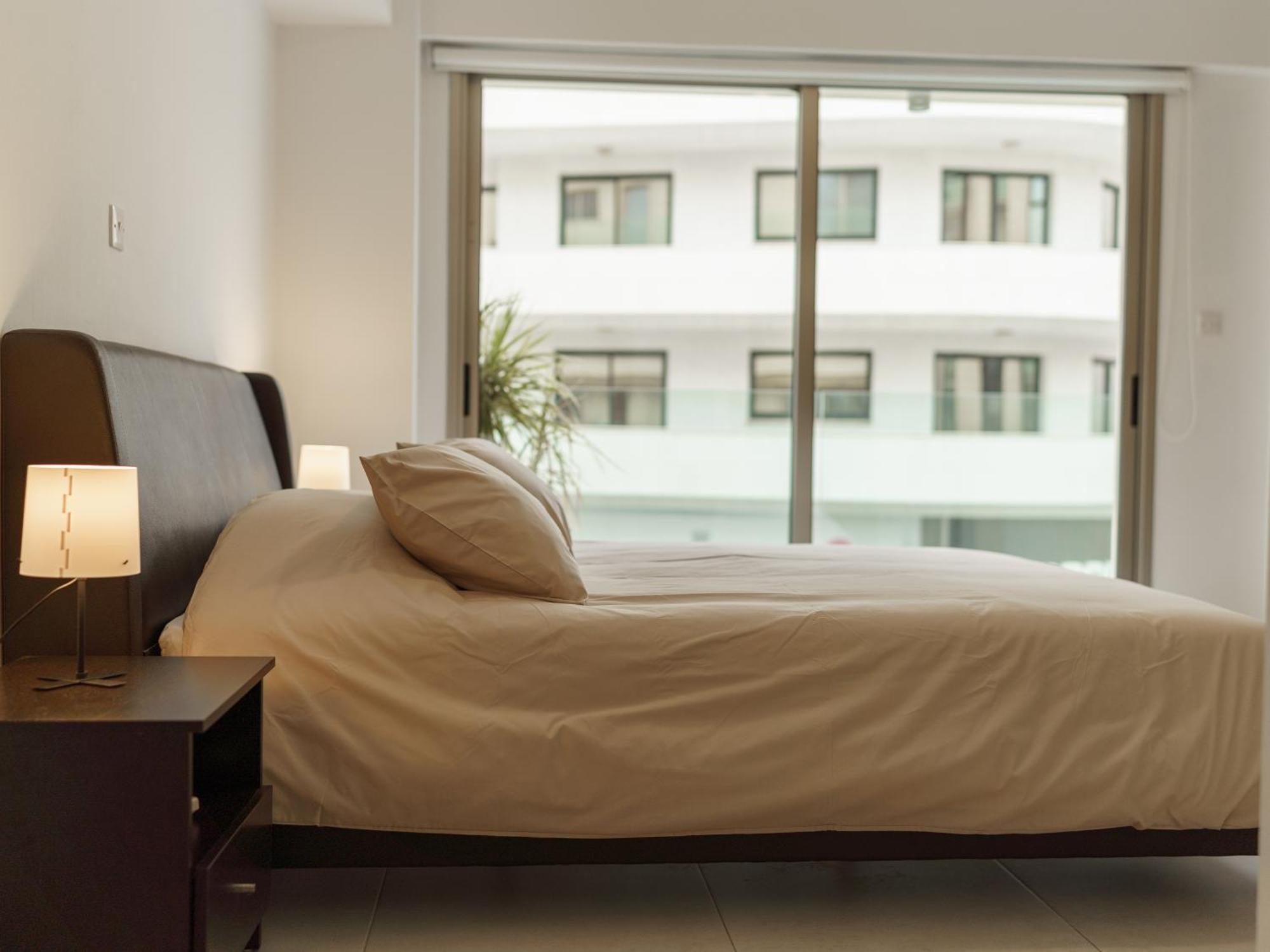 Halcyon Central Apartment Ларнака Екстер'єр фото