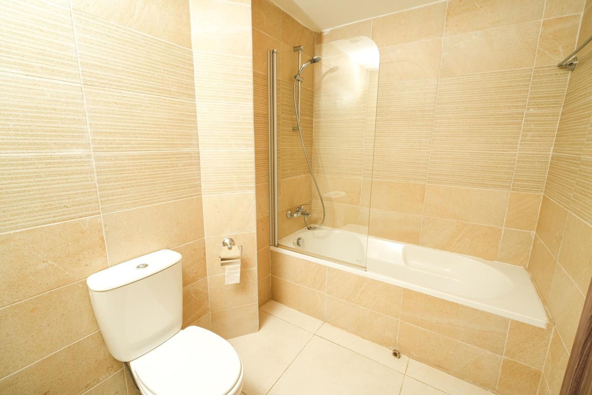 Halcyon Central Apartment Ларнака Екстер'єр фото